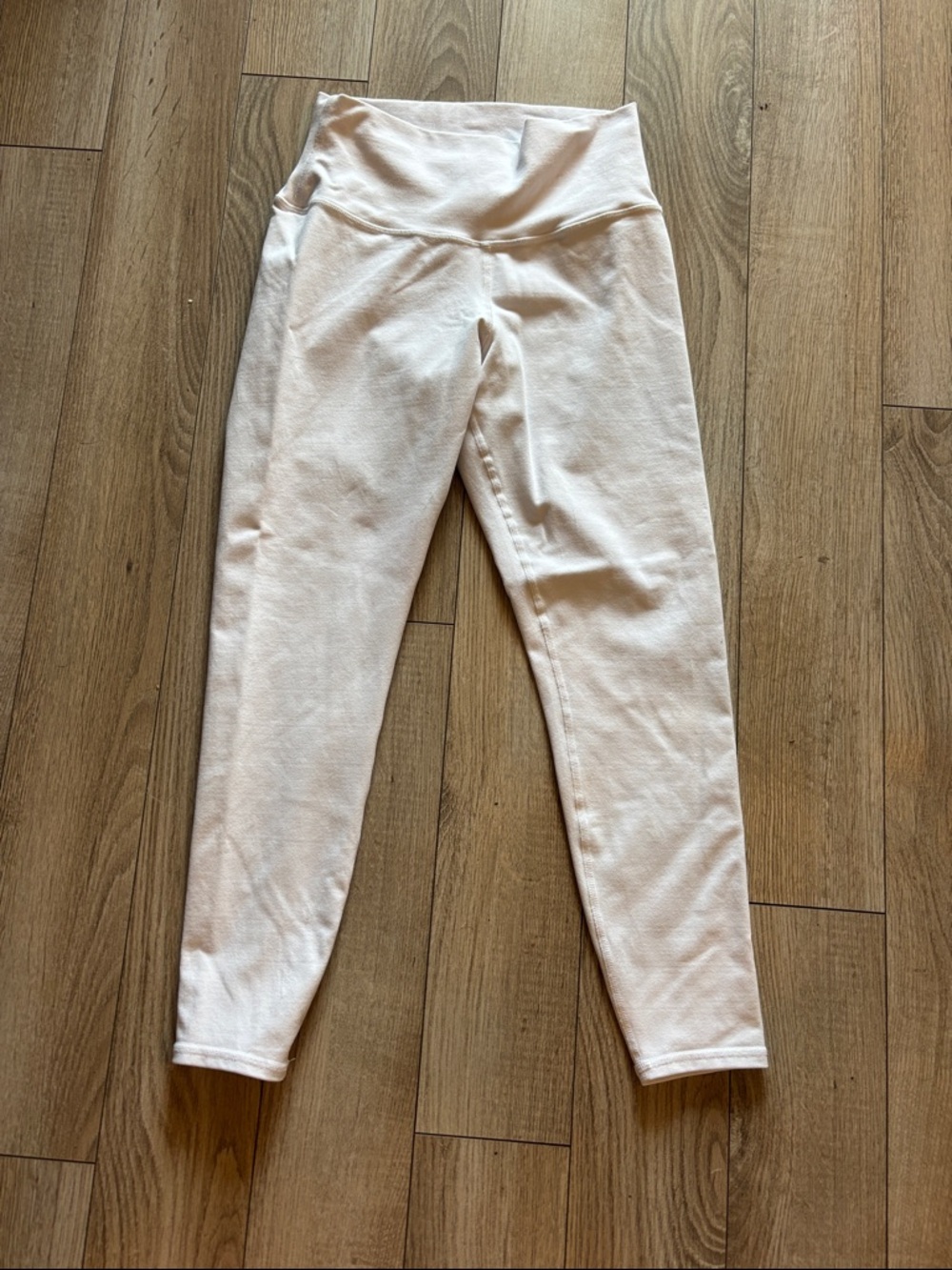 ALO Yoga white High-Rise Leggings